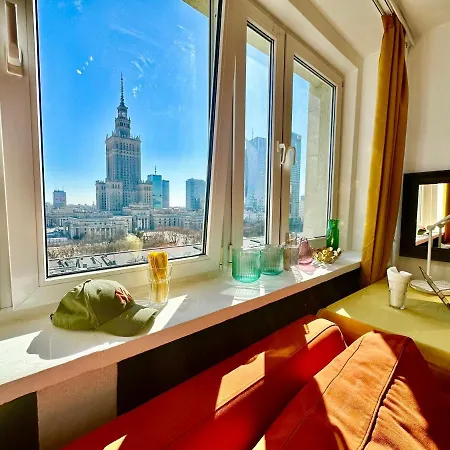 Super Brown 2x Metro Nowy Wifi Netflix Spotify Panorama Miasta Varsavia