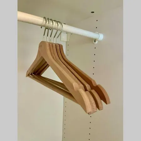 Super Brown 2x Metro Nowy Wifi Netflix Spotify Panorama Miasta * Varsovie